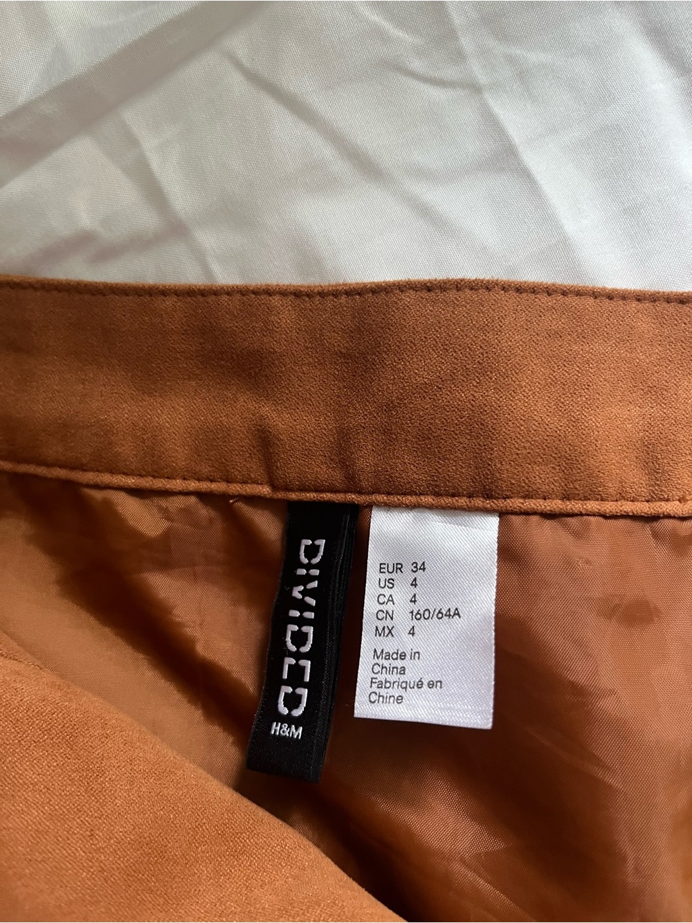 H&M Rust-Orange Button-Front Mini Skirt - Picture 3 of 4